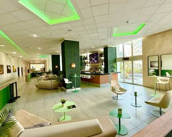 Isla Verde Beachfront Retreat with parking - Carolina - Lobby