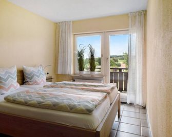 Ado Ferienwohnung - Grafenhausen - Slaapkamer