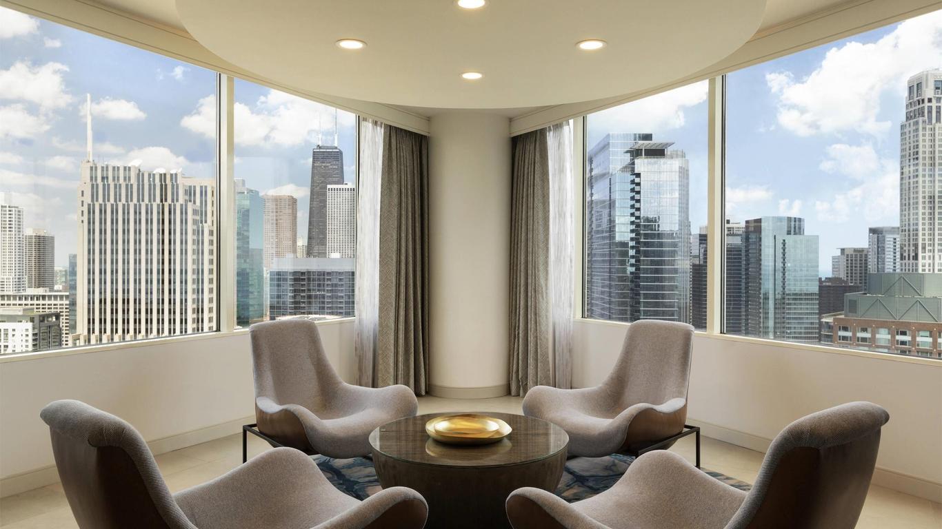 Swissotel Chicago