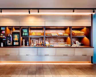 B&B Hotel Lübeck Berliner-Platz - Lübeck - Bar