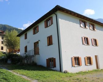 Chasa Randulina - Val Müstair - Building