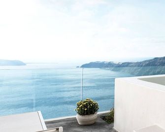 West East Suites - Imerovigli - Parveke