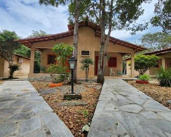 Orla Morada Do Sol - פירנופוליס - בניין