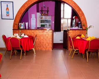 Riviera Hotel Hoima - Hoima - Restaurante