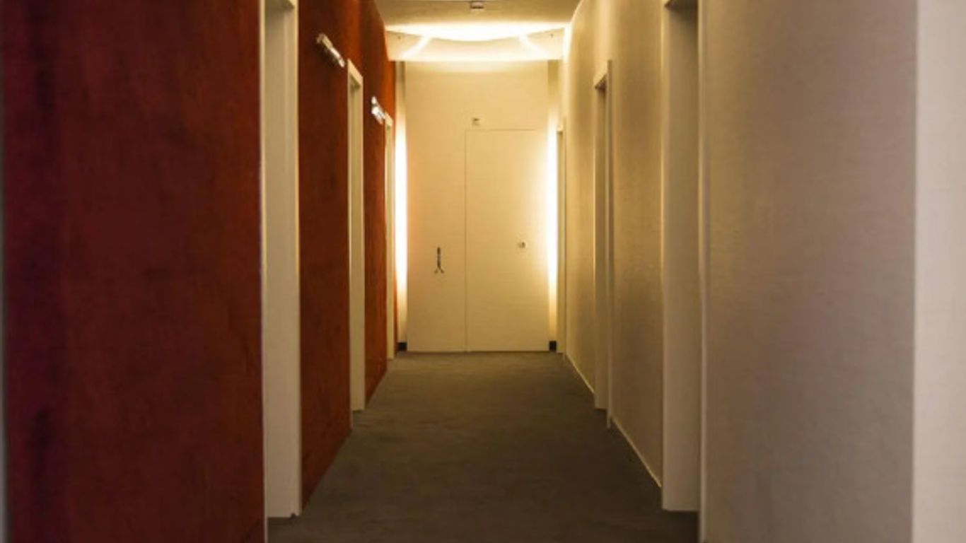 Max Hotel DÜsseldorf Self-Check-In