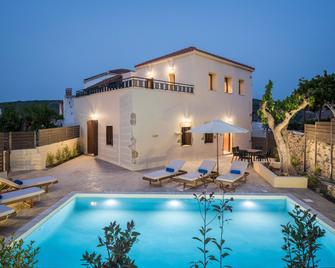 Spilia Village Hotel & Villas - Spilia - Pool