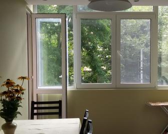 Cosy 2- bedrooms apartment Yana - Burgas - Essbereich