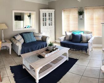 The Dunes Resort & Hotel - Plettenberg Bay - Living room
