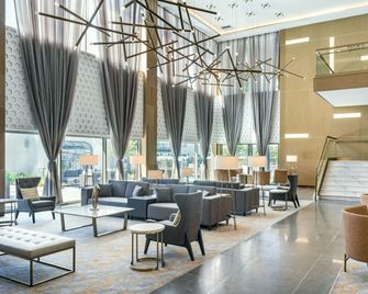 Delta Hotels by Marriott Ontario Airport - Ontario - Lobby