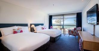 Scenic Hotel Te Pania - Napier - Bedroom