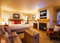 The Ocean Lodge - Cannon Beach - Bedroom