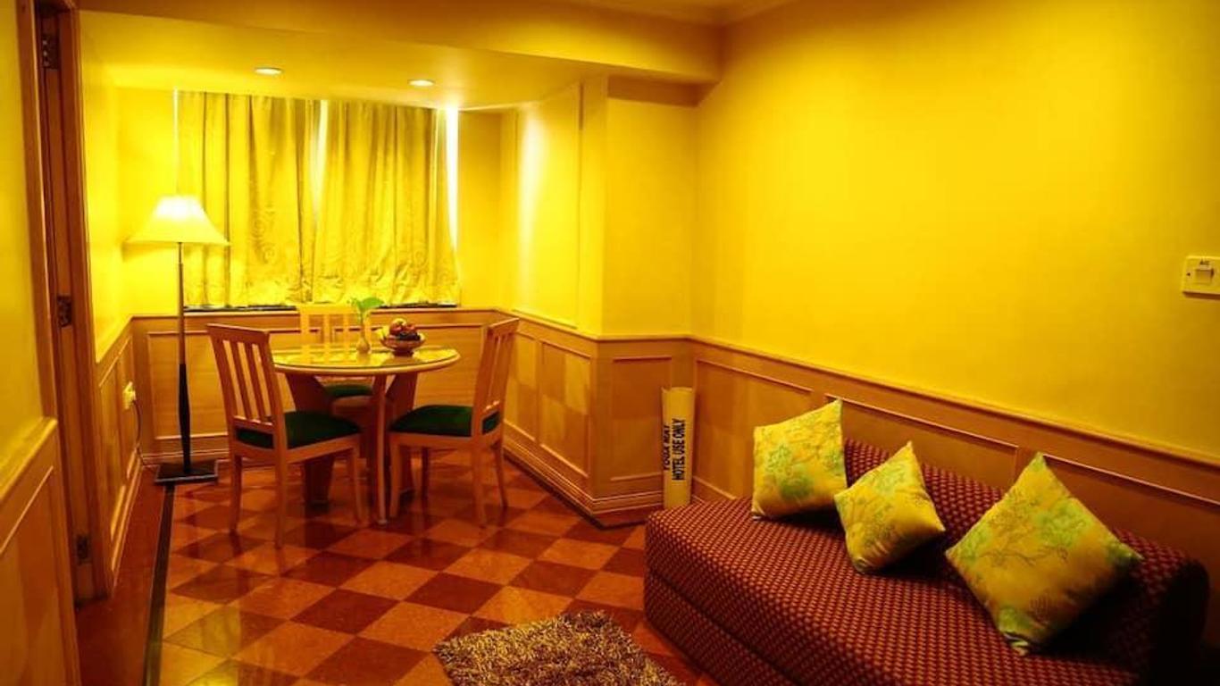 كينسيس، تيروباتي