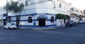 Araca Hotel - Araçatuba - Edificio