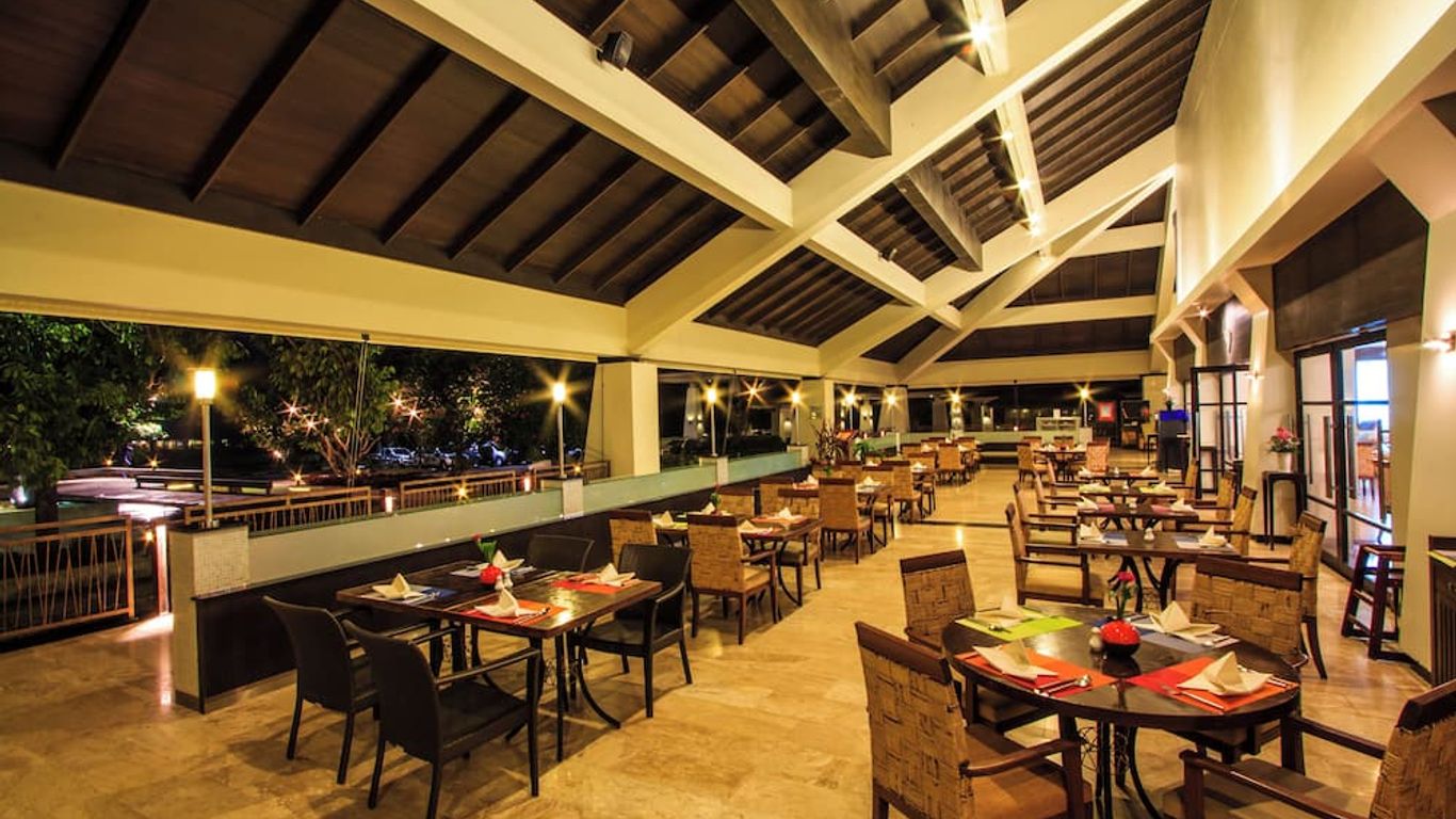 The Nouveau Chumphon Beach Resort And Golf