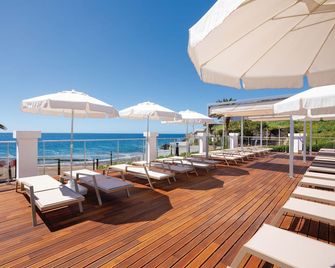 Hotel Riu Palace Madeira - Caniço - Pátio