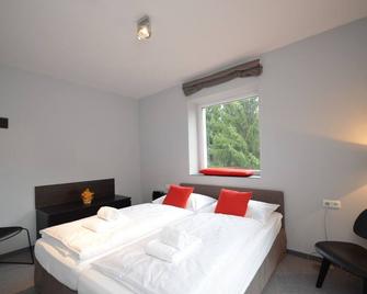 Apartmenthouse 5 Seasons - Incl Summer Card By All In One Apartments - Zell am See - Bedroom