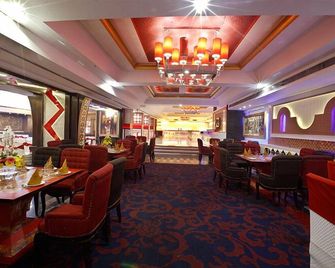 Nagpal Regency Hotel - Ludhiāna - Restaurante