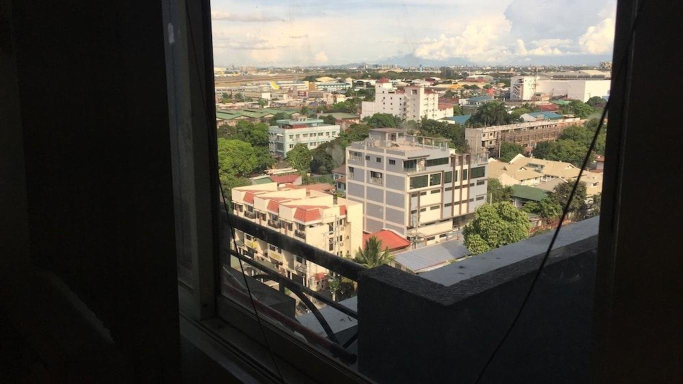 Ofw At Crowne Bay Tower