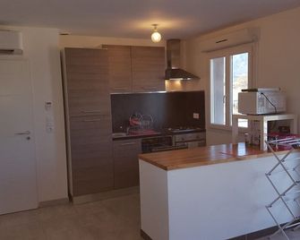 Hotel Macchia E Mare - Pietracorbara - Cocina