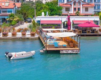 Cunda Butik Otel Ezer - Ayvalik