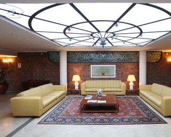 Altea Suites Hotel Residence - Pomezia - Лоббі