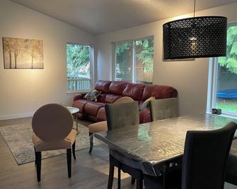 Silver Firs Gem - Mill Creek - Dining room