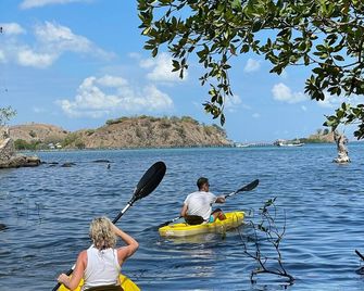 Menjaga Bay - Labuan Bajo