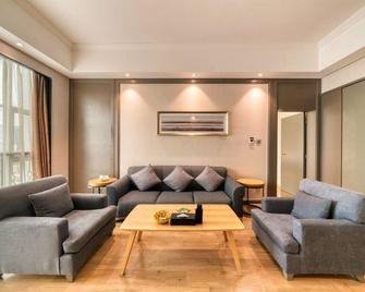 Time Business Hotel - Taizhou - Living room