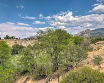 Secluded Sterling Abode Near Palisade State Park! - Sterling - Outdoors view