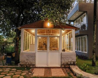 Thavika Silverwoods Residence - Yelagiri - Building