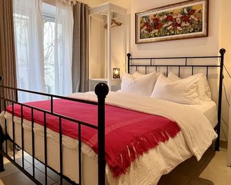 Cosy cottage, short walk to Southbourne beach and restaurants - Bournemouth - Bedroom