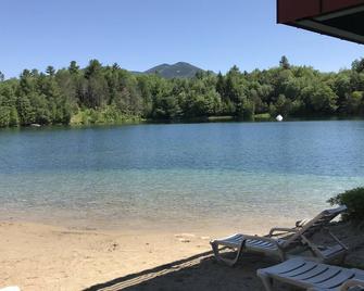 Great Fall & Spring Rates Sept, Oct, April, May & June - North Woodstock - Beach