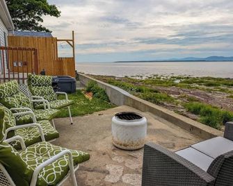 Chalet #13 Waterfront With Spa Fireplace - Cap-Saint-Ignace - Balcon