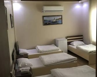 Ahranis Hotel - Edesa - Habitación