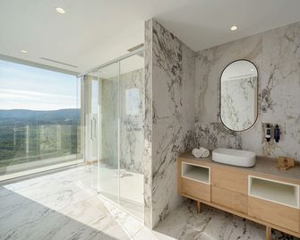 Água Hotels Terra Fria - Braganza