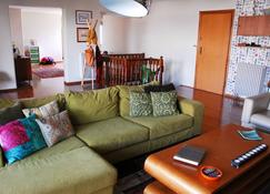 The Perfect Holiday Apartment in Glyfada - Glyfada - Sala de estar