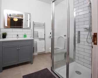 Picturesque Village House - Aghnablaney