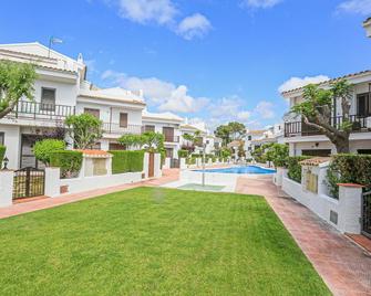 Casas Blancas - House For 6 People In Miami Playa - Mont-roig del Camp - Pool