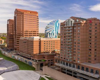 Cincinnati Marriott at RiverCenter - Covington - Budova