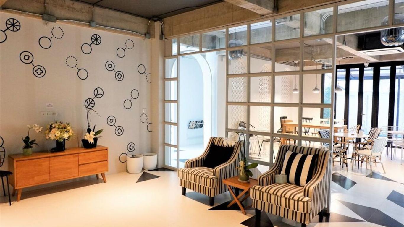 Bedspread Hostel