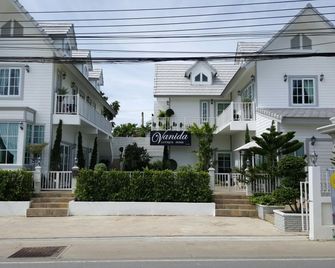 Vanida Antique Home - Sattahip - Building