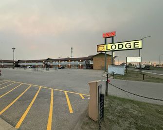 Silver crest lodge - Grande Prairie