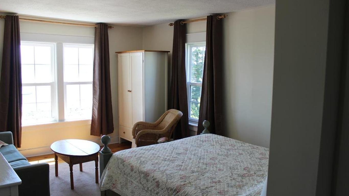 Compass Rose Heritage Inn
