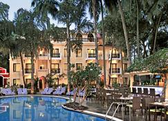 Phoenix Park Inn Resort - Candolim - Pileta