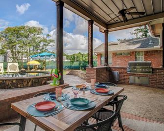 4bd - Pool & Movie Theater - Lake Conroe Nearby - Conroe - Terasa
