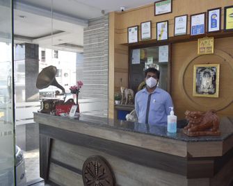 Hotel Tamizh Park - Pondicherry - Lễ tân