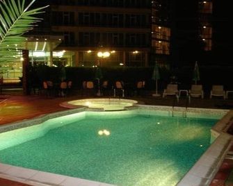 Friends Family Hotel - Nesebar - Pool