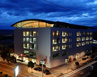 Ramada by Wyndham Podgorica - Podgorica - Toà nhà