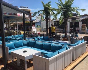 Hotel Largo Beach - Sunny Beach - Patio