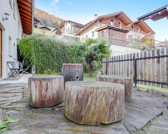 Kelderer Hof - Appartment Jaufen - San Martino in Passiria - Innenhof